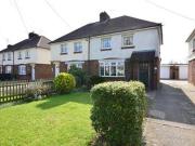 2 Bedrooms Semi detached house for sale in Old Road,...