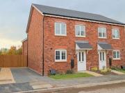 2 Bedrooms Semi detached house for sale in Ravencroft...