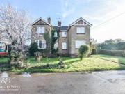 2 Bedrooms Semi detached house for sale in Rosedale...