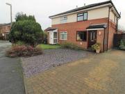 2 Bedrooms Semi detached house for sale in Savick Way,...