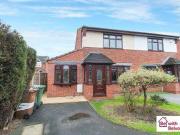 2 Bedrooms Semi detached house for sale in Selsdon Road,...