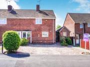 2 Bedrooms Semi detached house for sale in South Parade,...