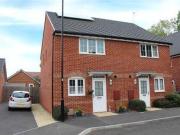 2 Bedrooms Semi detached house for sale in Swanbourne...