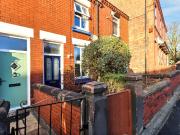 2 Bedrooms, Terraced House