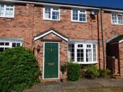 2 Bedrooms Terraced house for rent in 5 Oak Mews, Ws SK9