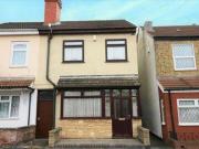 2 Bedrooms Terraced house for rent in Ashley Street,...