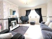 2 Bedrooms Terraced house for rent in Avenue Road,...
