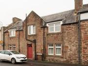 2 Bedrooms Terraced house for rent in Back Street,...