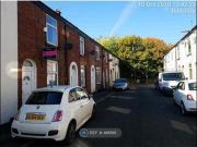 2 Bedrooms Terraced house for rent in Bank Street,...