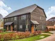 2 Bedrooms Terraced house for rent in Barker Fields,...