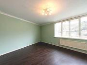 2 Bedrooms Terraced house for rent in Barlow Road, West...