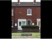 2 Bedrooms Terraced house for rent in Batley Road,...