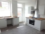 2 Bedrooms Terraced house for rent in Burrell Street,...
