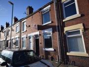 2 Bedrooms Terraced house for rent in Bycars Road,...
