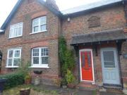 2 Bedrooms Terraced house for rent in Cranford, Chelford...