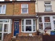 2 Bedrooms Terraced house for rent in Cromer Road,...