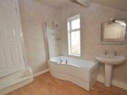 2 Bedrooms Terraced house for rent in Daintry Street,...