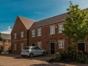 2 Bedrooms Terraced house for rent in Denman Drive,...