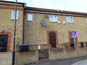 2 Bedrooms Terraced house for rent in Essoldo Way,...