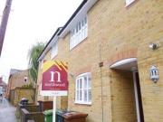 2 Bedrooms Terraced house for rent in Glencoe Road,...