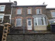 2 Bedrooms Terraced house for rent in Graig View...