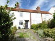 2 Bedrooms Terraced house for rent in Harwich Road,...