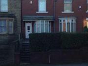 2 Bedrooms Terraced house for rent in Hough Lane,...
