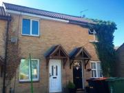 2 Bedrooms Terraced house for rent in Keaton Close,...