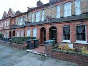 2 Bedrooms Terraced house for rent in Lymington Avenue,...