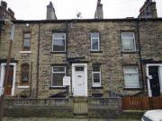 2 Bedrooms Terraced house for rent in Moorlands Place,...