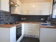 2 Bedrooms Terraced house for rent in New Hall Lane,...