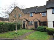 2 Bedrooms Terraced house for rent in Old Town Close,...