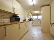 2 Bedrooms Terraced house for rent in Overmead, Abingdon...