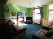 2 Bedrooms Terraced house for rent in Oxford Street,...