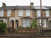 2 Bedrooms Terraced house for rent in Pelham Road South,...