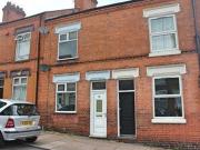 2 Bedrooms Terraced house for rent in Pool Road,...