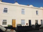 2 Bedrooms Terraced house for rent in Prestbury Road,...