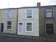 2 Bedrooms Terraced house for rent in Queen Street,...