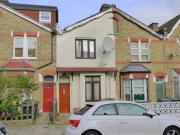 2 Bedrooms Terraced house for rent in Richmond Road,...