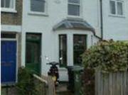 2 Bedrooms Terraced house for rent in Richmond Road, Off...