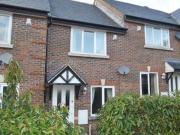 2 Bedrooms Terraced house for rent in Shrubbery Close,...