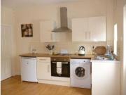 2 Bedrooms Terraced house for rent in Station Road,...