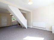 2 Bedrooms Terraced house for rent in Staveley Street,...