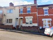 2 Bedrooms Terraced house for rent in Swindon Road,...