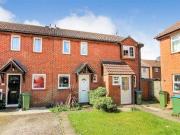 2 Bedrooms Terraced house for rent in The Dell,...