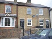 2 Bedrooms Terraced house for rent in Vicarage Road,...