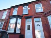 2 Bedrooms Terraced house for rent in Whalley Road,...