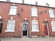 2 Bedrooms Terraced house for rent in Whitehall Street,...