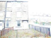 2 Bedrooms Terraced house for rent in Whitehead Place,...