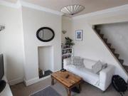 2 Bedrooms Terraced house for rent in Windermere Road,...